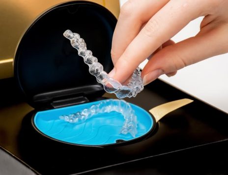 How Invisalign Improves Oral Health Beyond Straightening Teeth